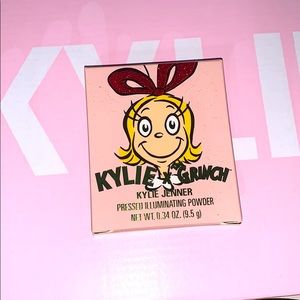 Kylie Cosmetics X The Grinch Highlighter